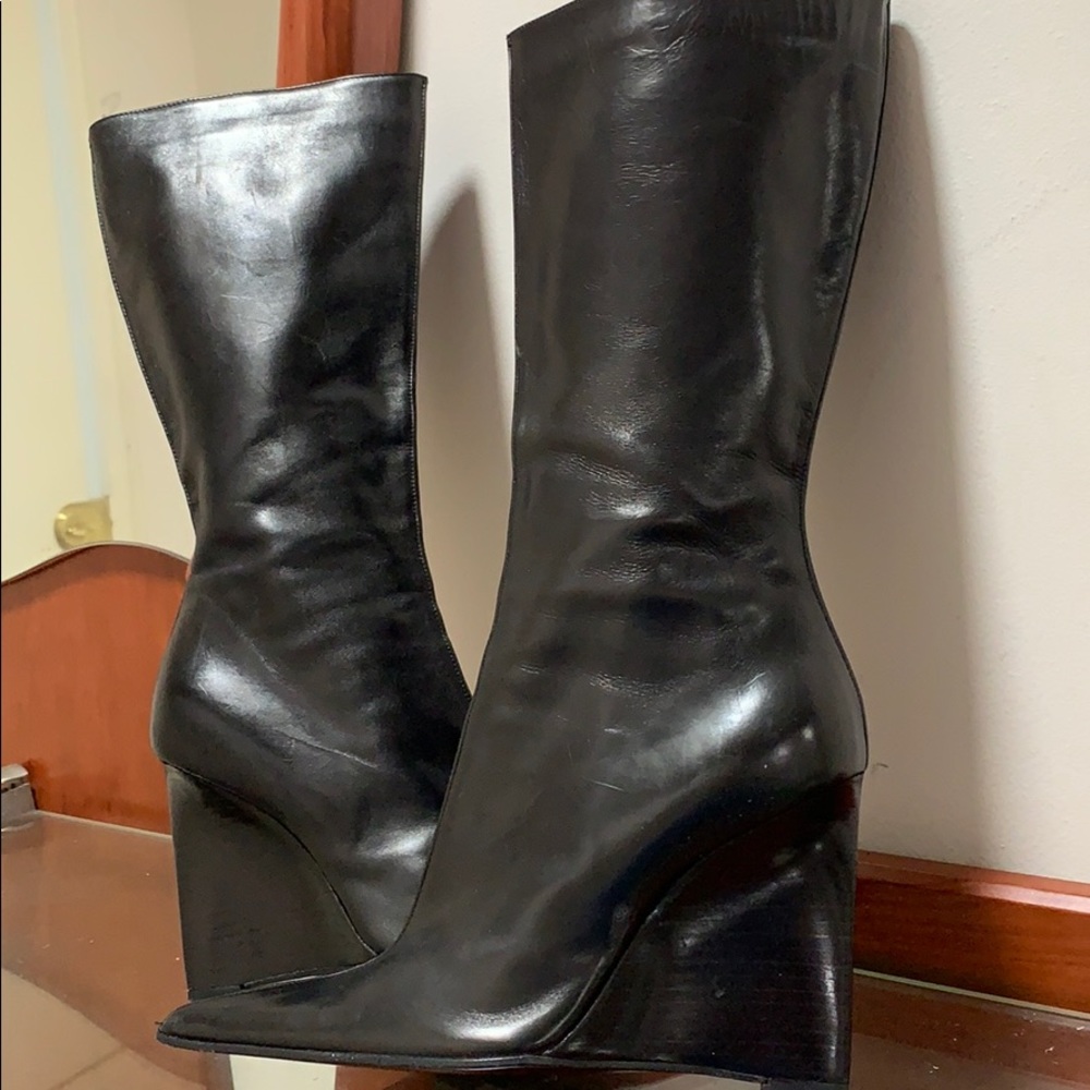 Gorgeous Italian boots